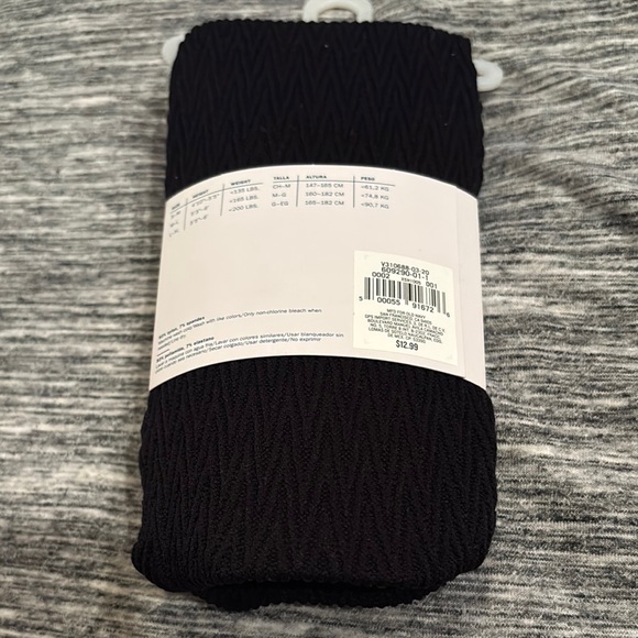 Old Navy Women's Black Tights - Picture 2 of 2